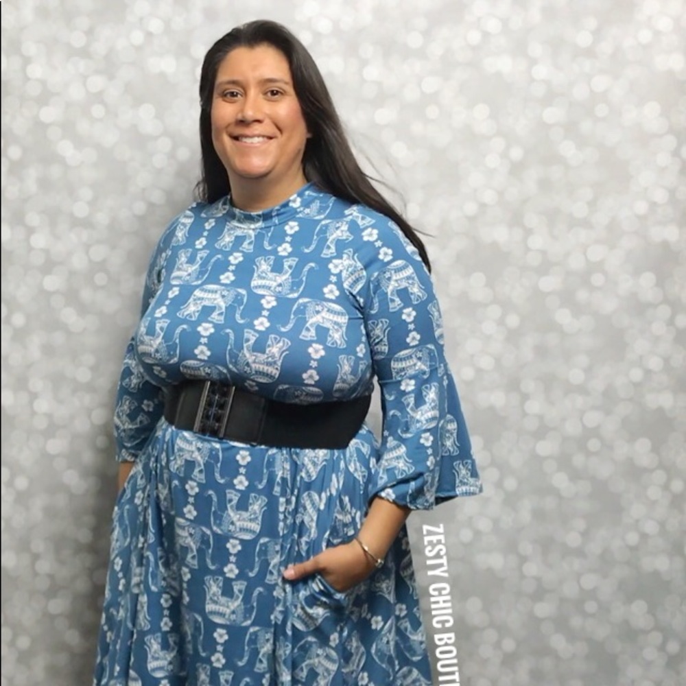A line dress with pockets - Paisley Raye Lotus